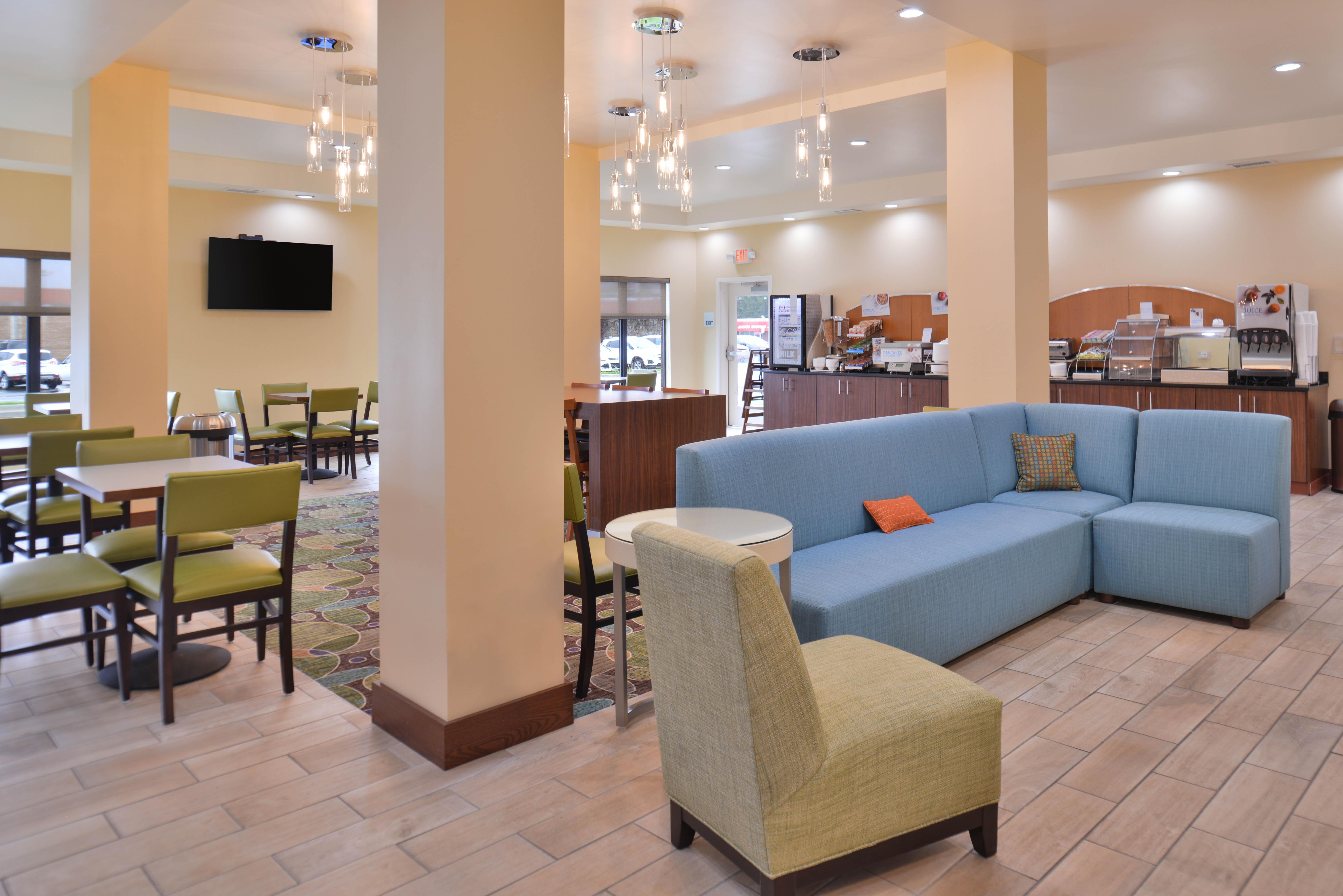 Holiday Inn Express & Suites Dearborn Sw - Detroit Area By Ihg Exterior foto