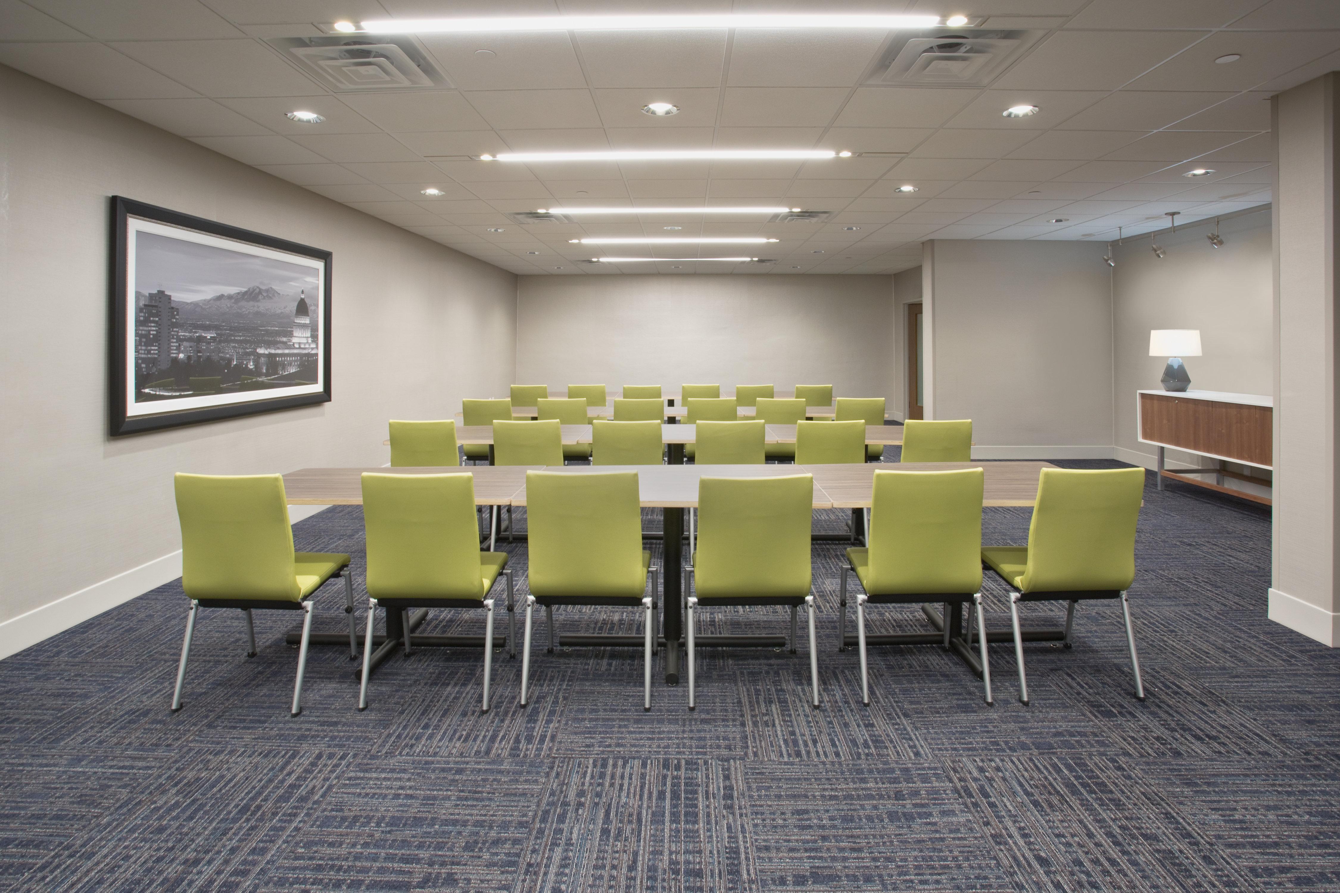 Holiday Inn Express & Suites Dearborn Sw - Detroit Area By Ihg Exterior foto